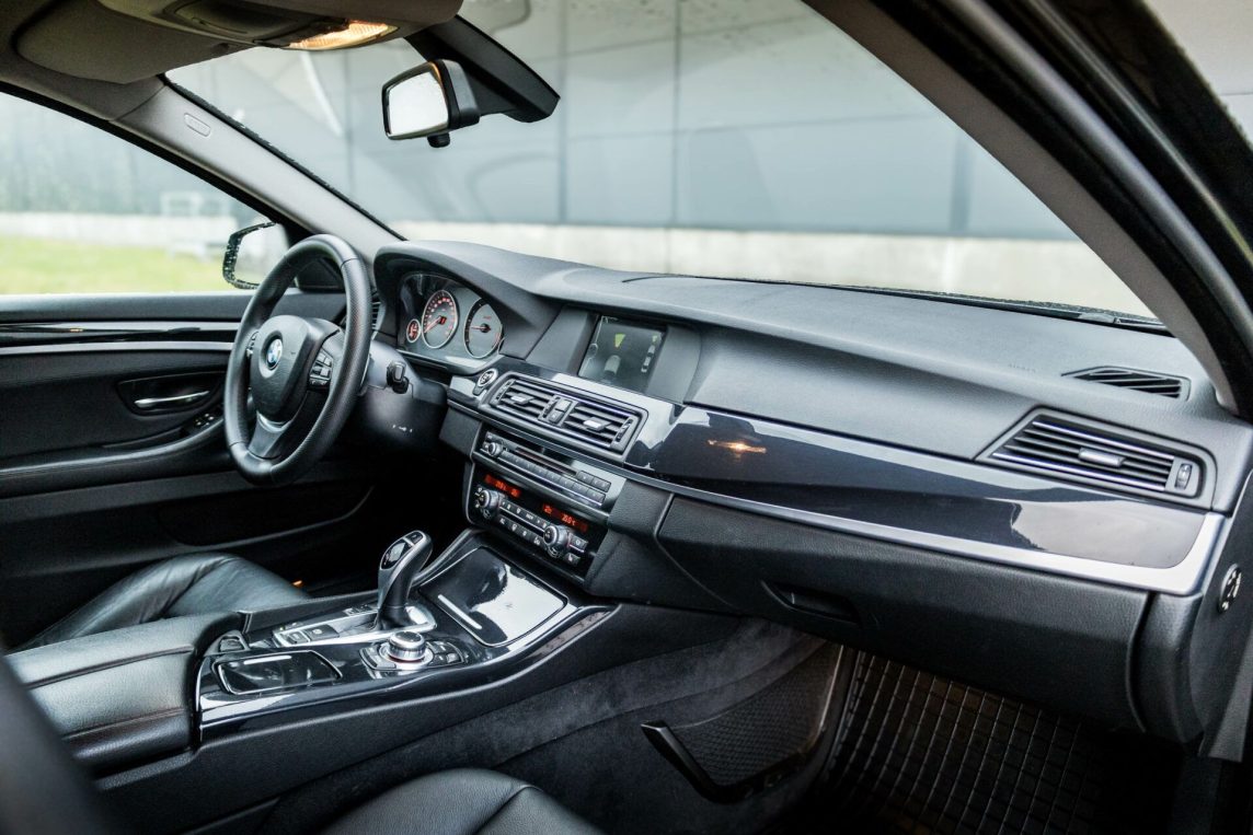 BMW 525