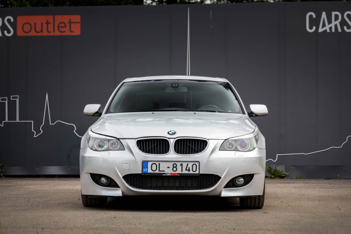 BMW 525