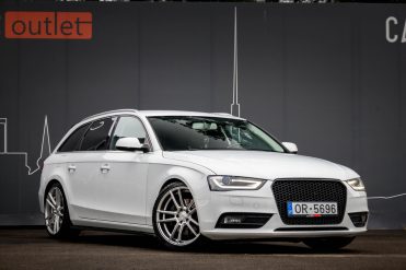AUDI A4 AVANT