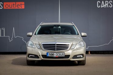 MERCEDES BENZ E250