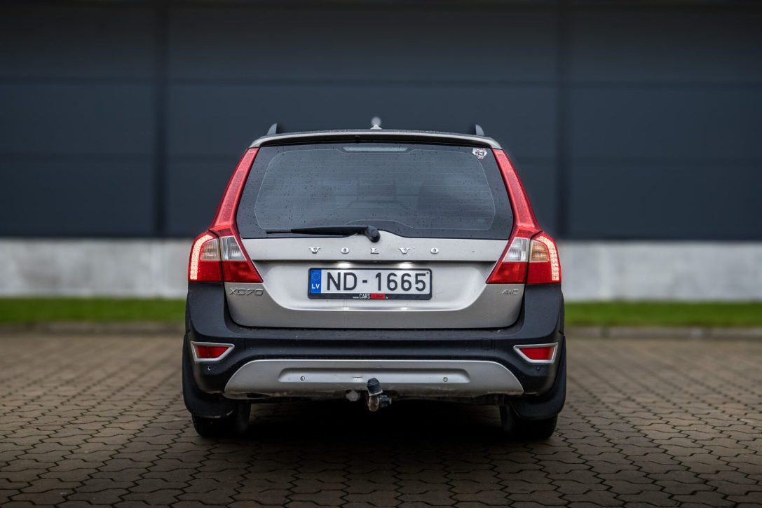 VOLVO XC70