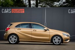 MERCEDES BENZ A180