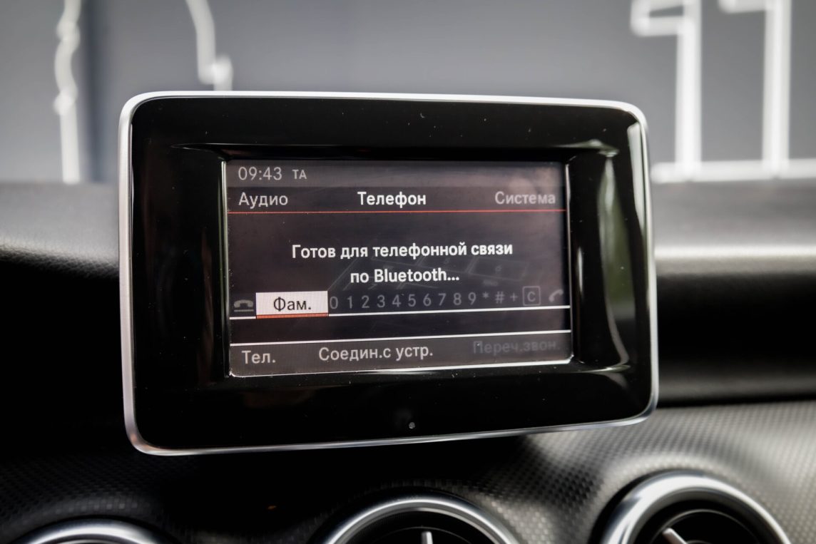 MERCEDES BENZ A180