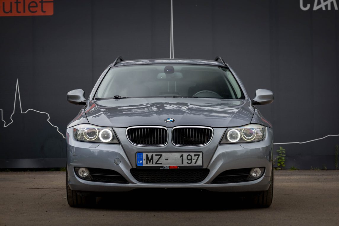 BMW 320