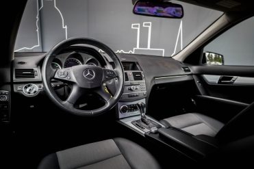 MERCEDES BENZ C 200