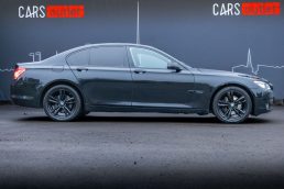BMW 730