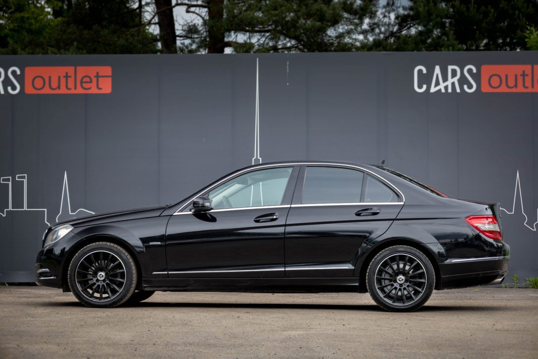 MERCEDES BENZ C 200