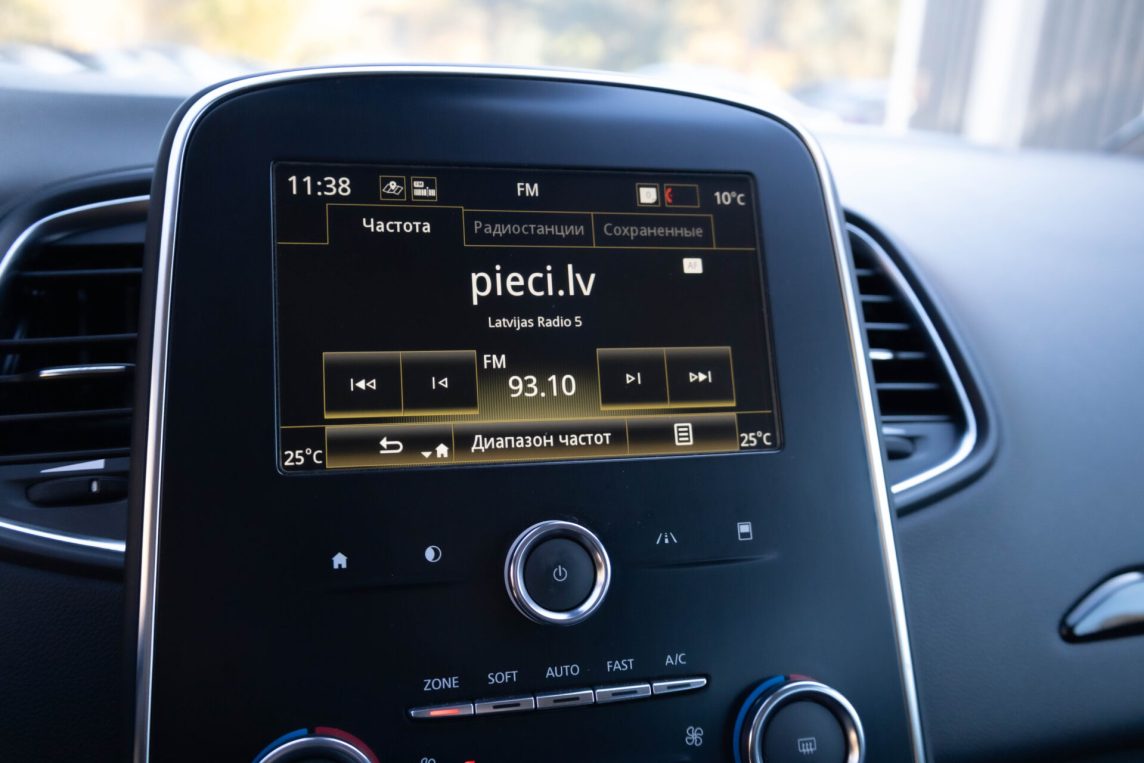 RENAULT SCENIC