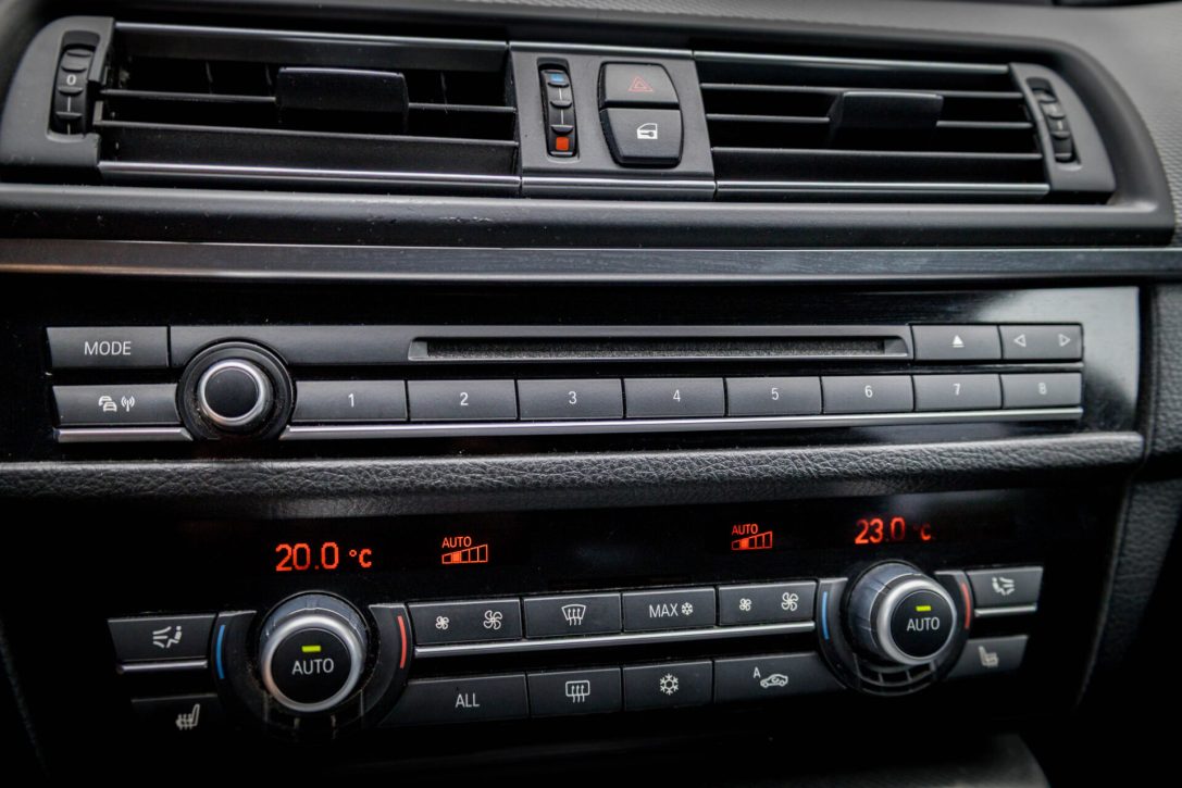 BMW 525