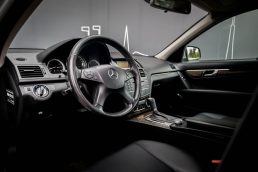 MERCEDES BENZ C220