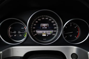 MERCEDES BENZ E300