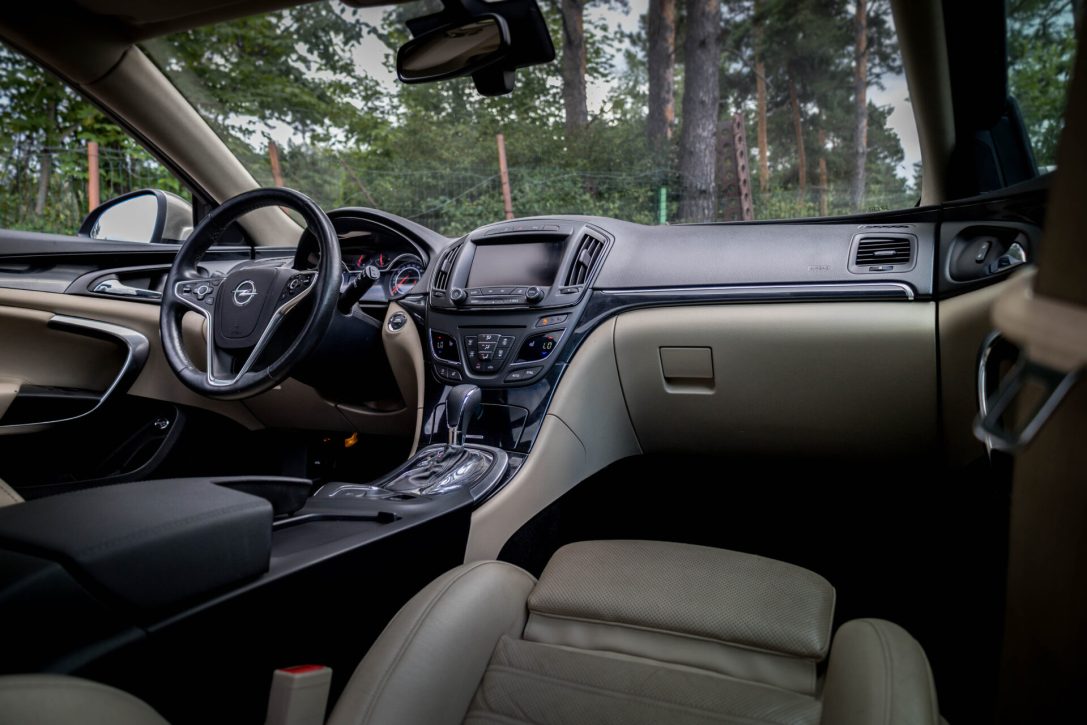 OPEL INSIGNIA SPORTS TOURER SW