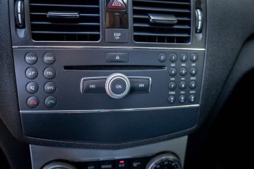 MERCEDES BENZ C220