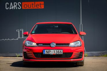VW GOLF