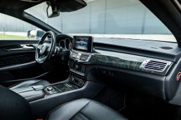 MERCEDES BENZ CLS 500 4MATIC