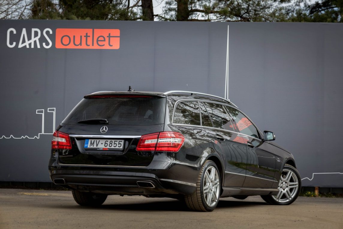 MERCEDES BENZ E350