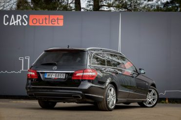 MERCEDES BENZ E350