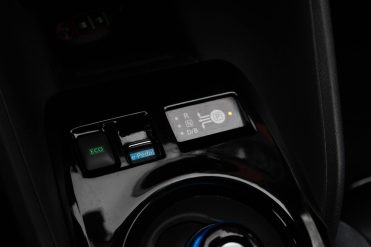 NISSAN LEAF 40KWH