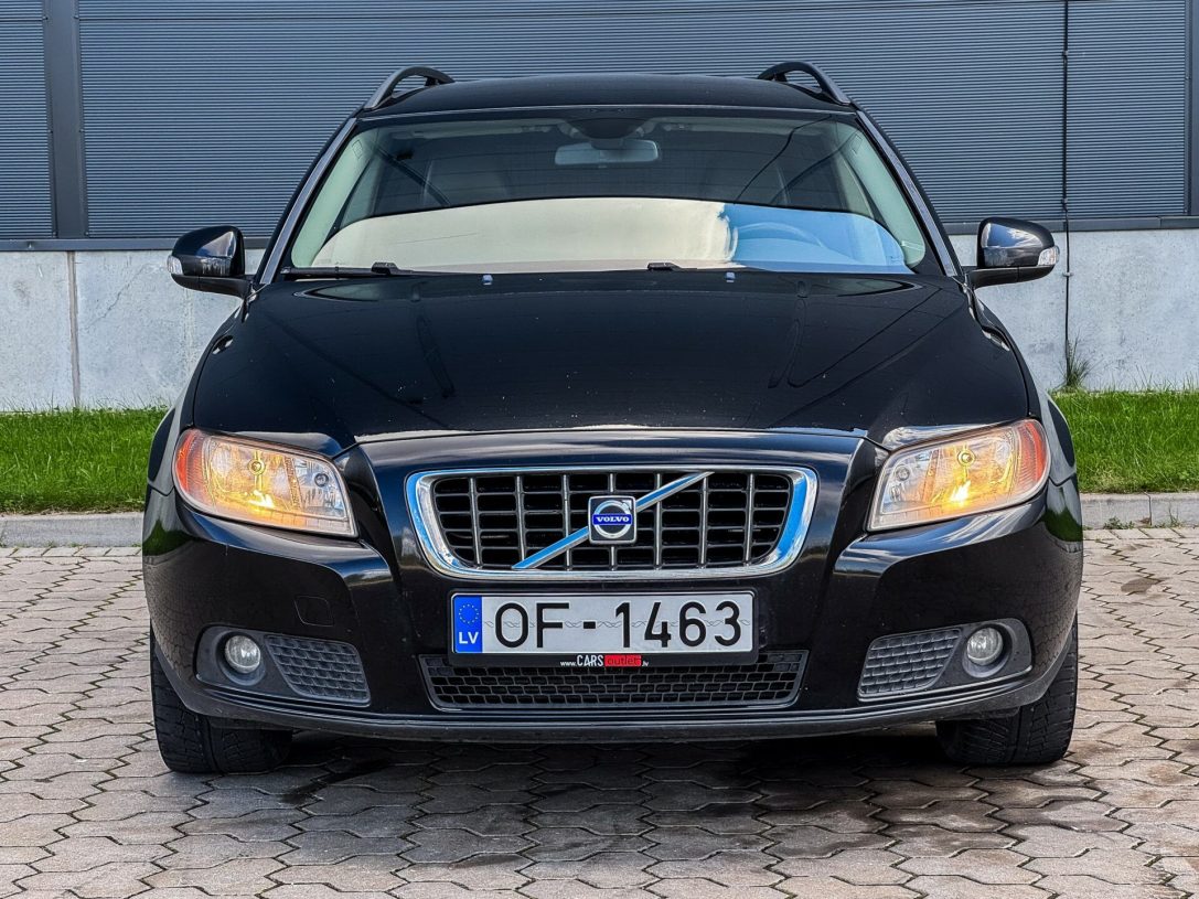VOLVO V70