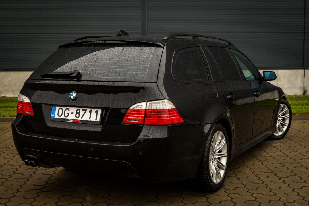 BMW 525