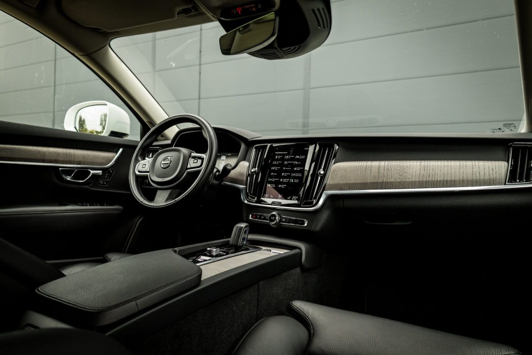 VOLVO V90 CROSS COUNTRY