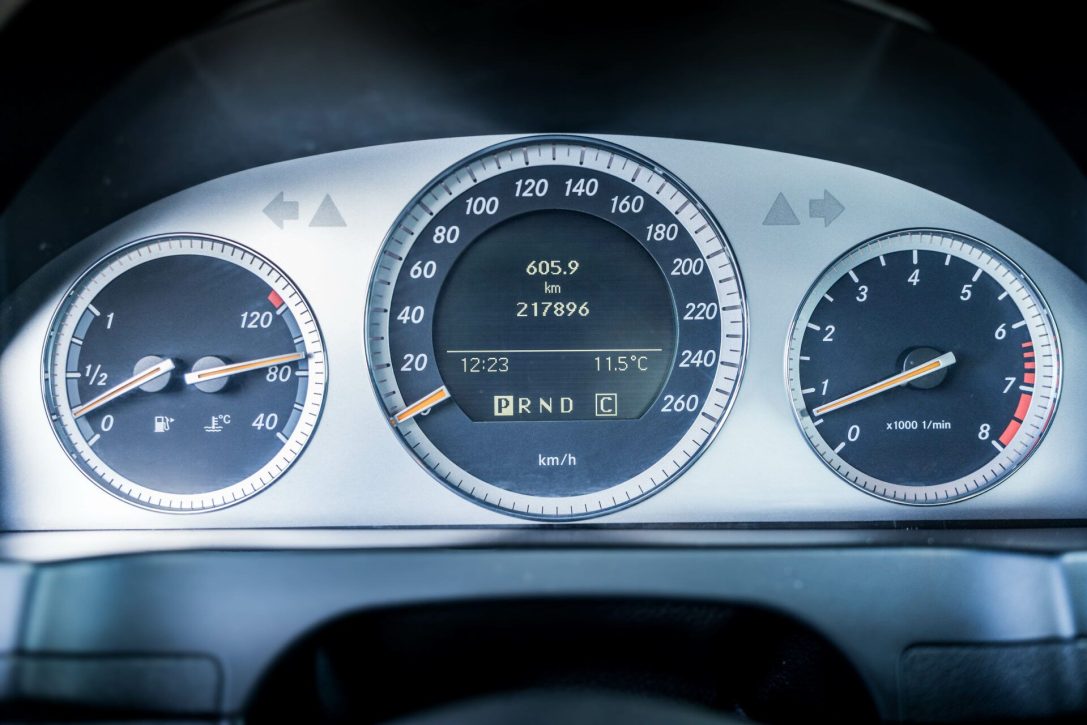 MERCEDES BENZ C250
