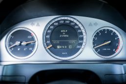 MERCEDES BENZ C250
