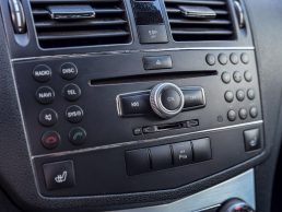 MERCEDES BENZ C320