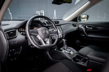 NISSAN X TRAIL