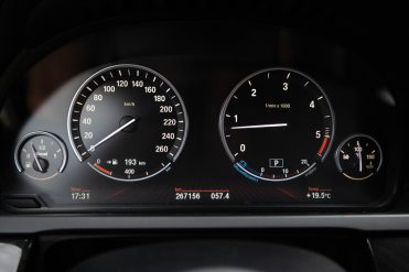 BMW 740