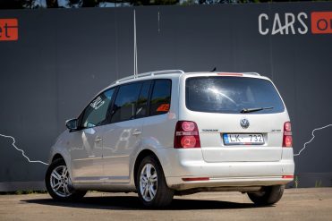 VW TOURAN