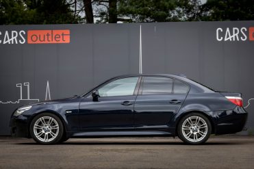 BMW 525
