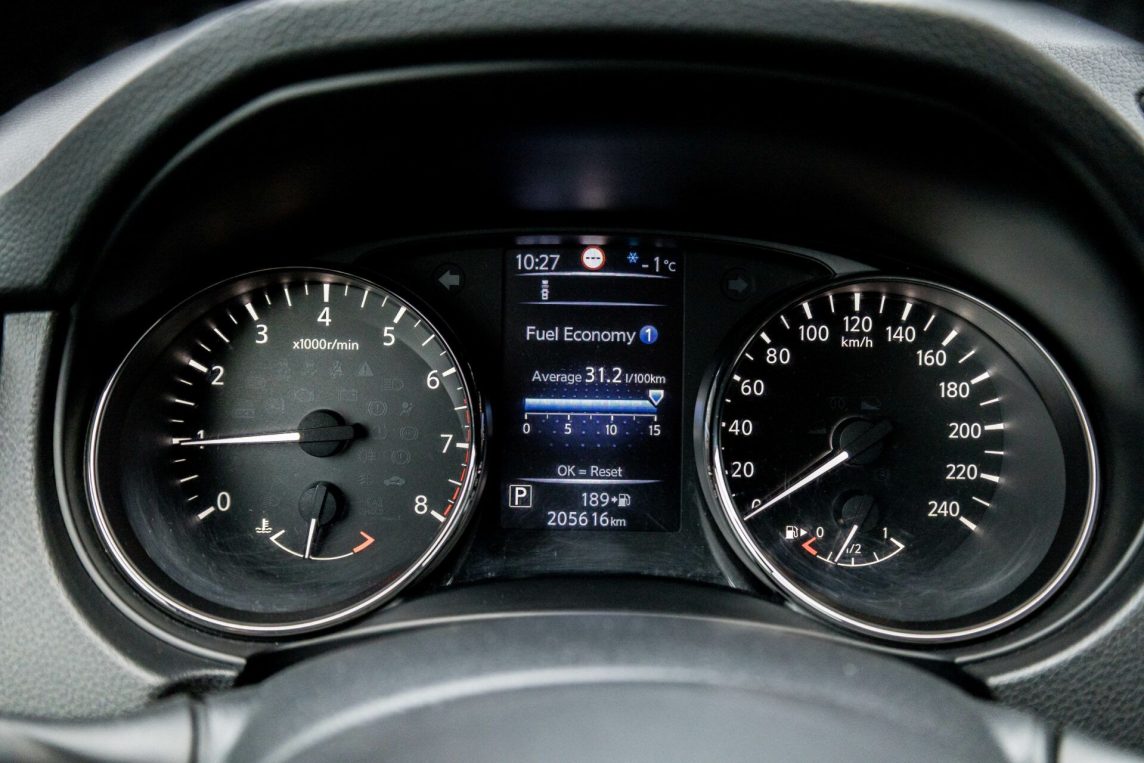 NISSAN X TRAIL
