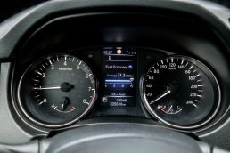 NISSAN X TRAIL