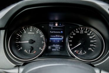 NISSAN X TRAIL
