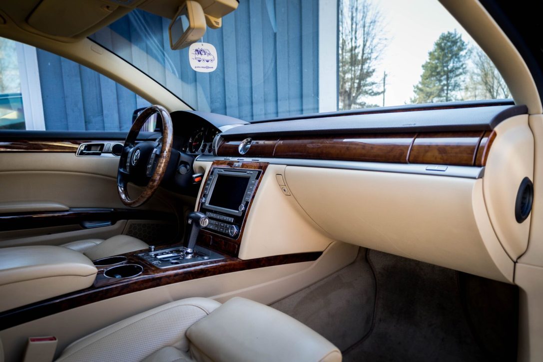 VW PHAETON