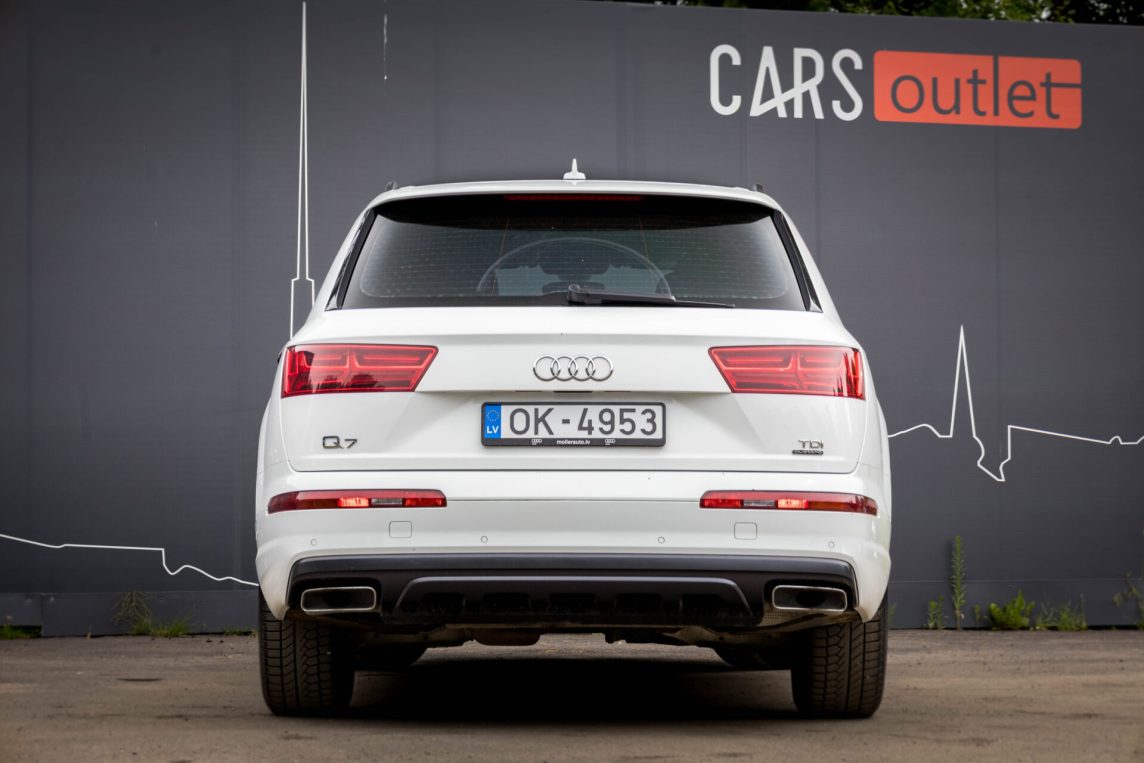 AUDI Q7