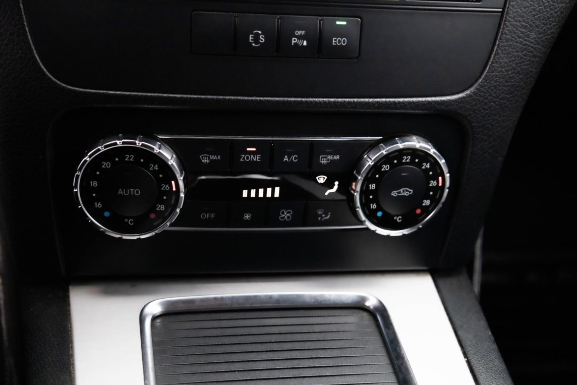 MERCEDES BENZ GLK 220