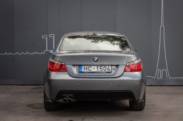 BMW 525