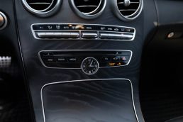 MERCEDES BENZ C220