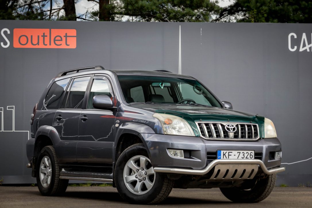 TOYOTA LAND CRUISER
