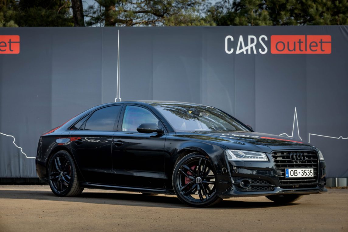 AUDI A8