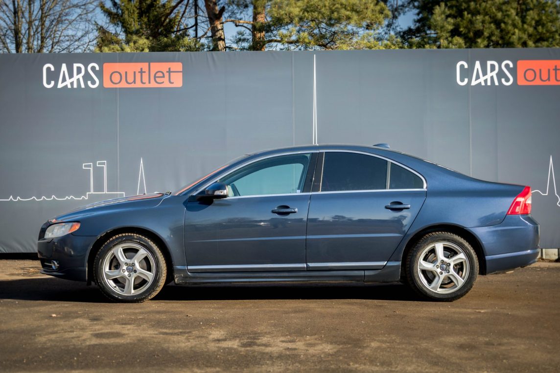 VOLVO S80
