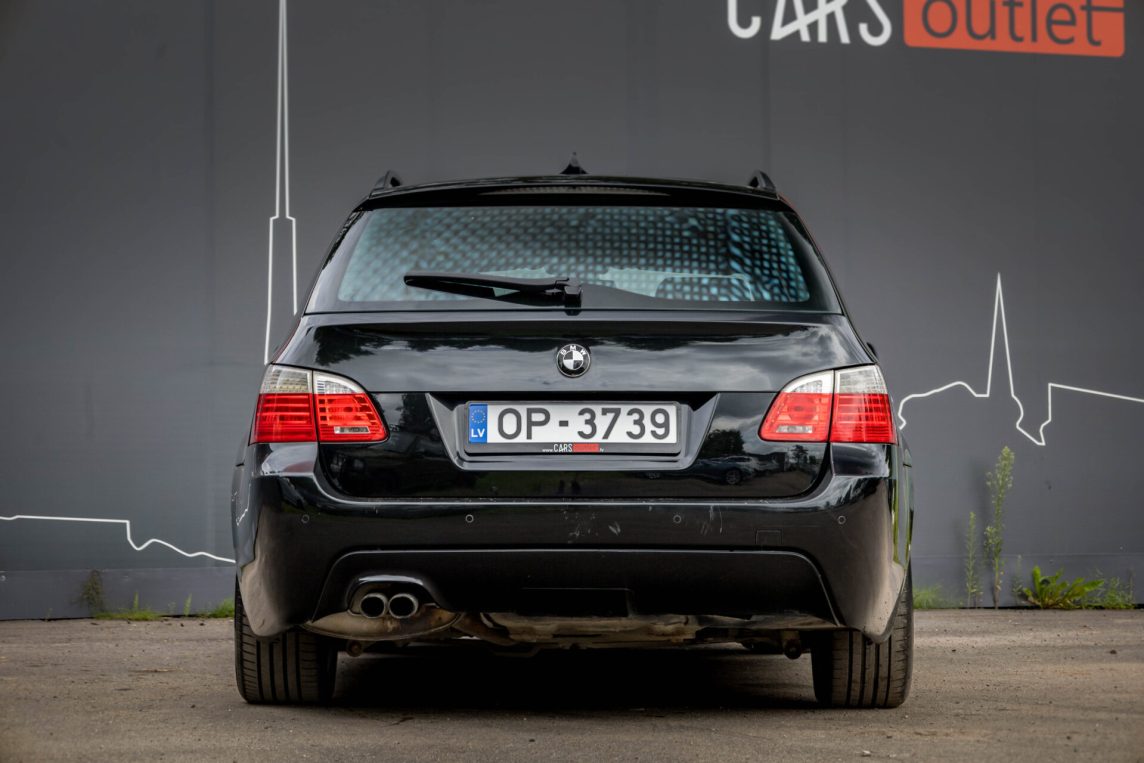 BMW 530