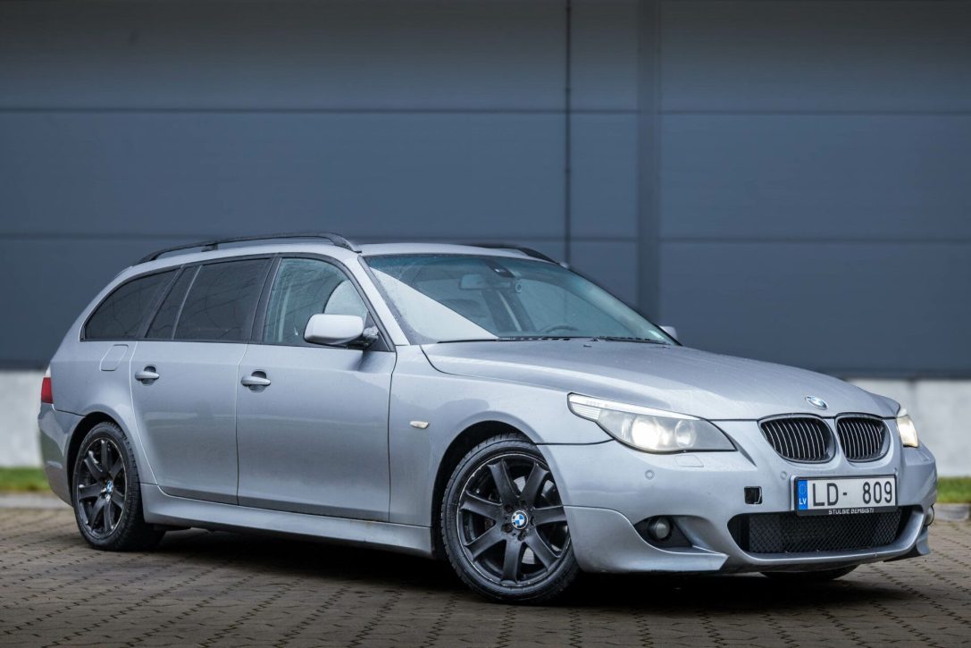BMW 530