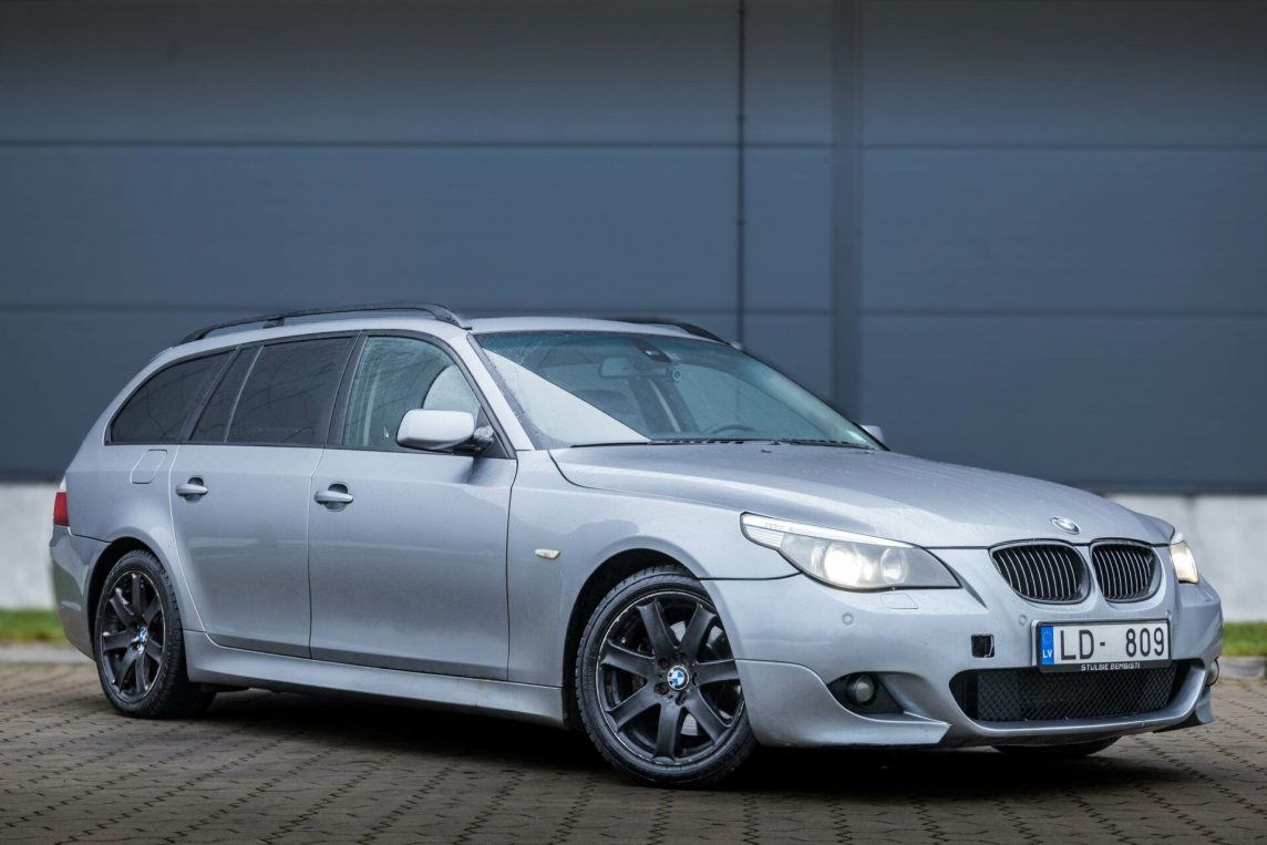 BMW 530
