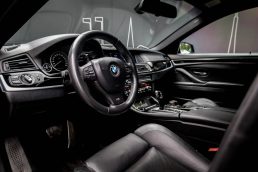 BMW 525