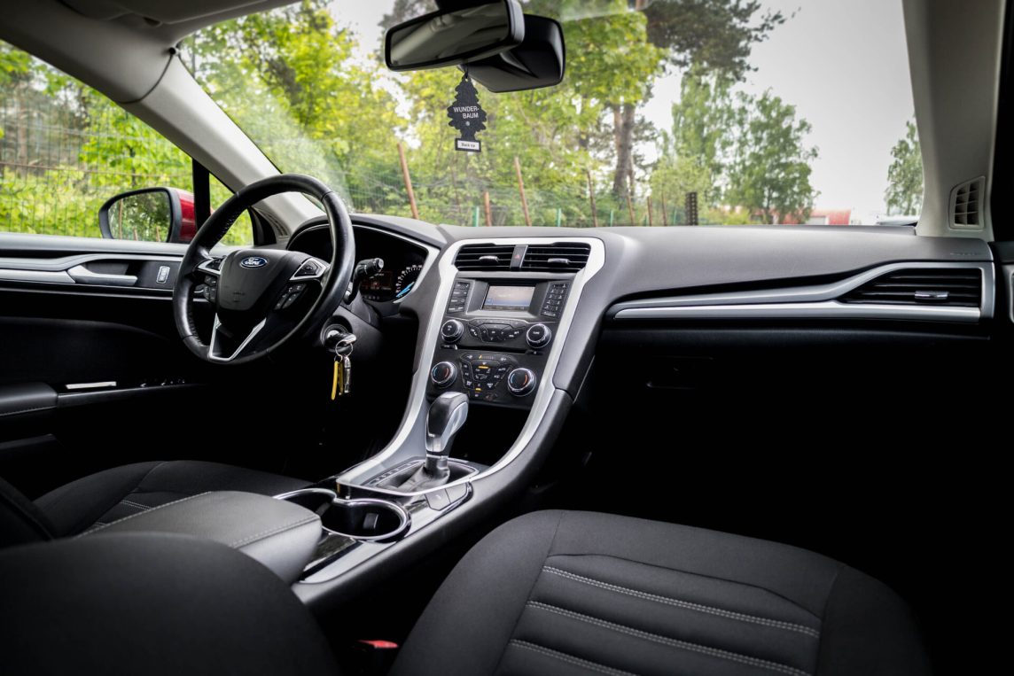 FORD MONDEO