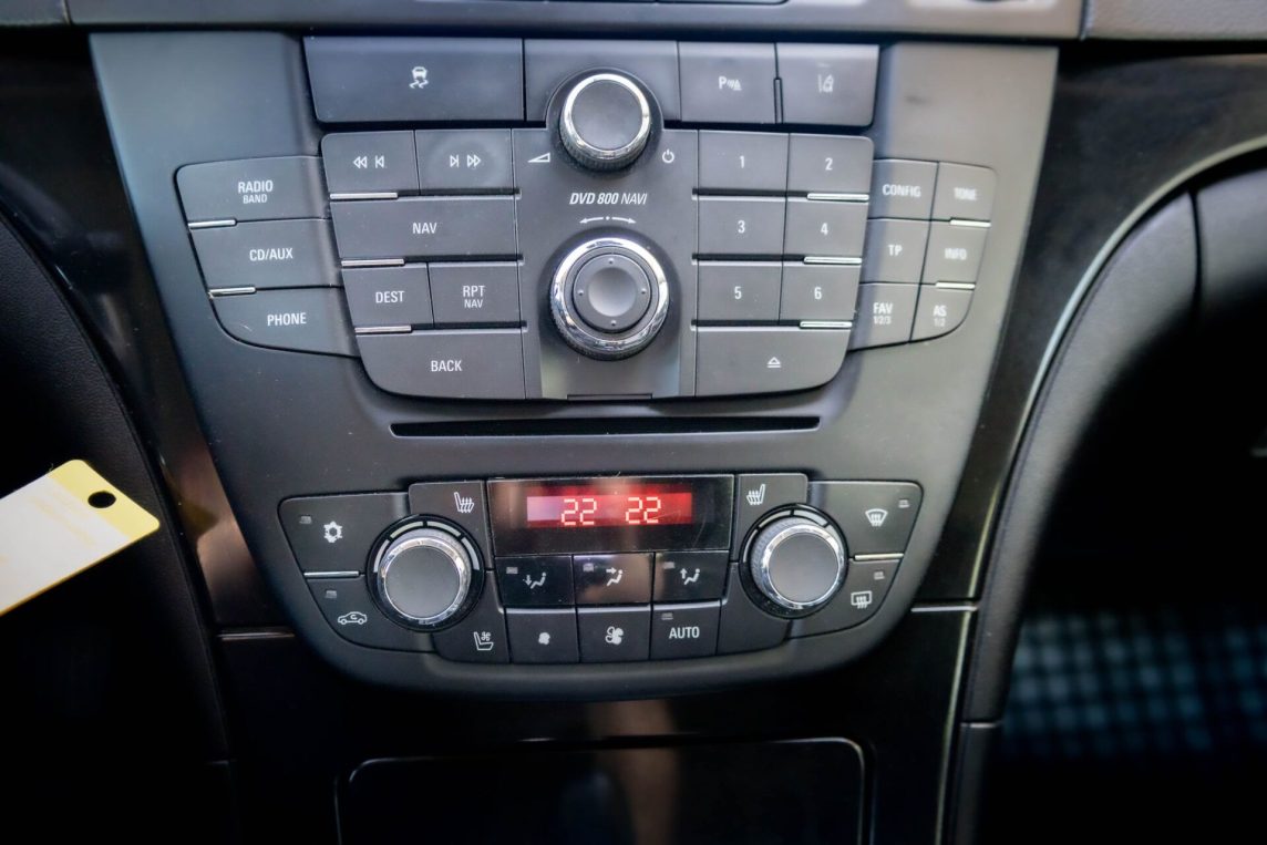 OPEL INSIGNIA