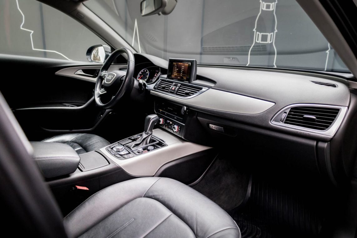 AUDI A6 LIMOUSINE